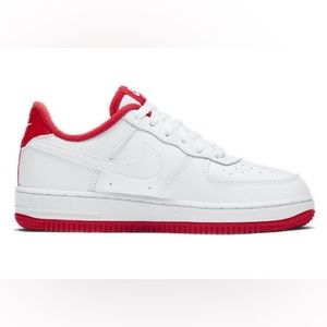 Nike Air Force 1 size 6 Y